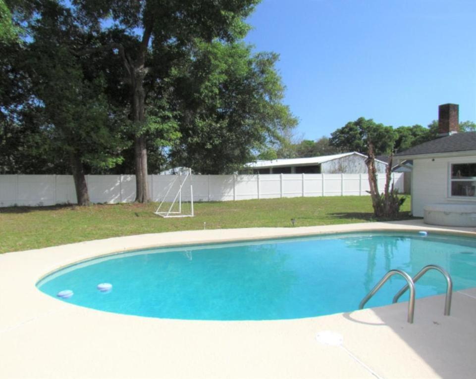 Spacious Pool Home In North Fl Keystone Heights Zewnętrze zdjęcie